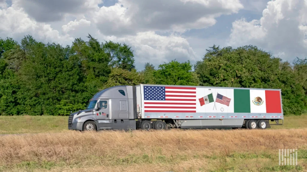 Mexico_America_Cross_Border_9-1200x675